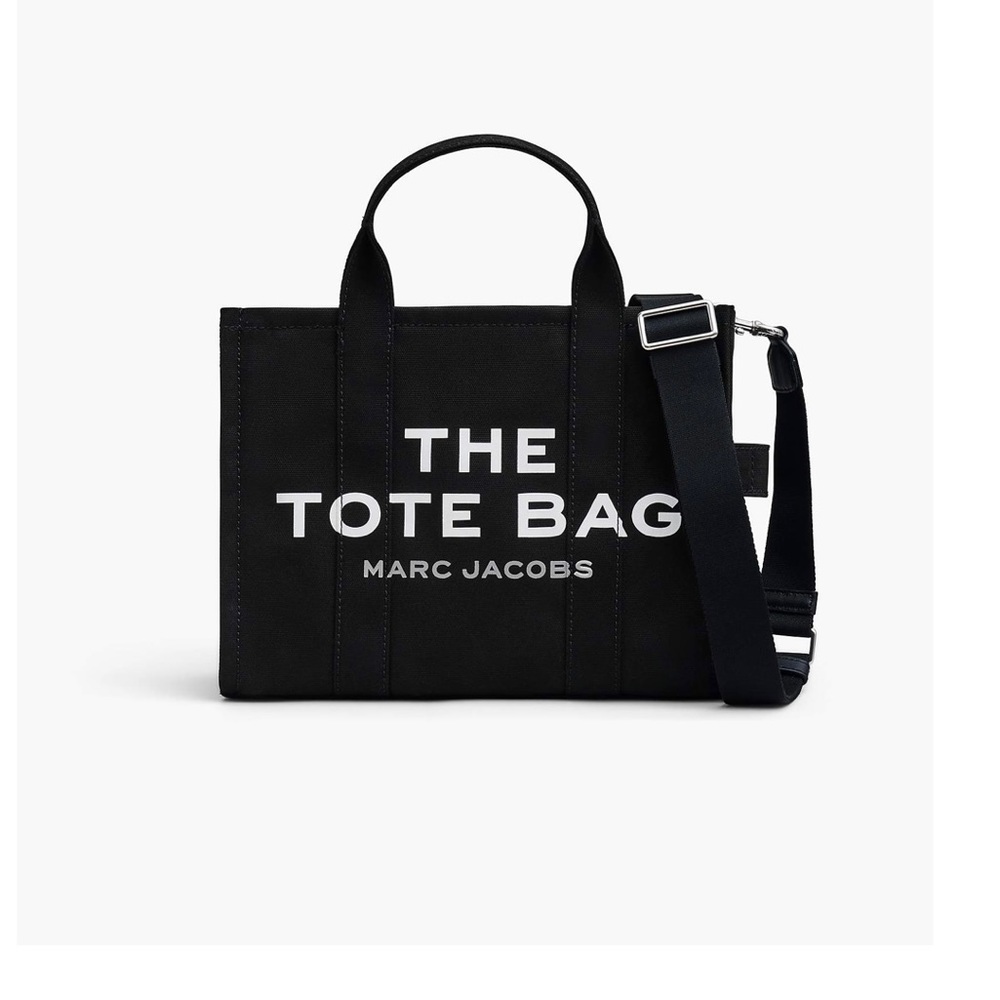 Marc Jacobs “The Tote Bag” Strap (only)
Beautiful, black and nickel design. - Picture 5 of 5
